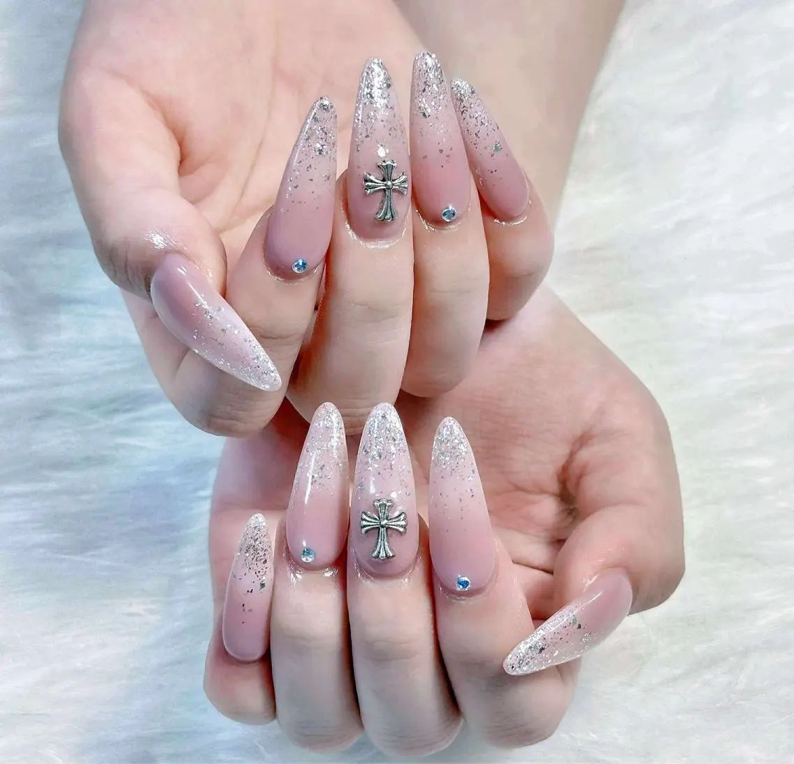 ネイル Hin Hana Nailのネイルデザイン