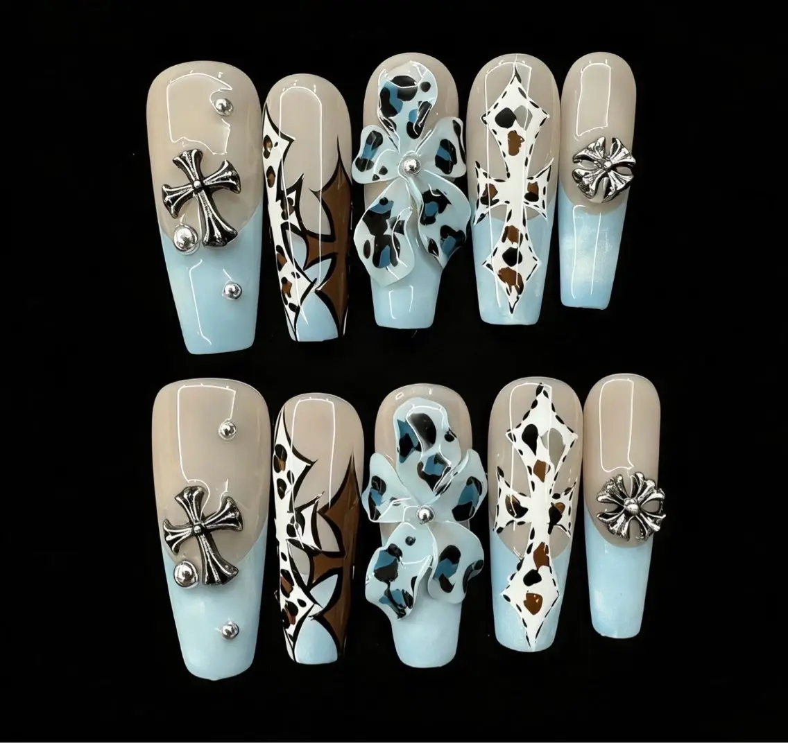 ネイル Mika Nails 心斎橋のネイルデザイン