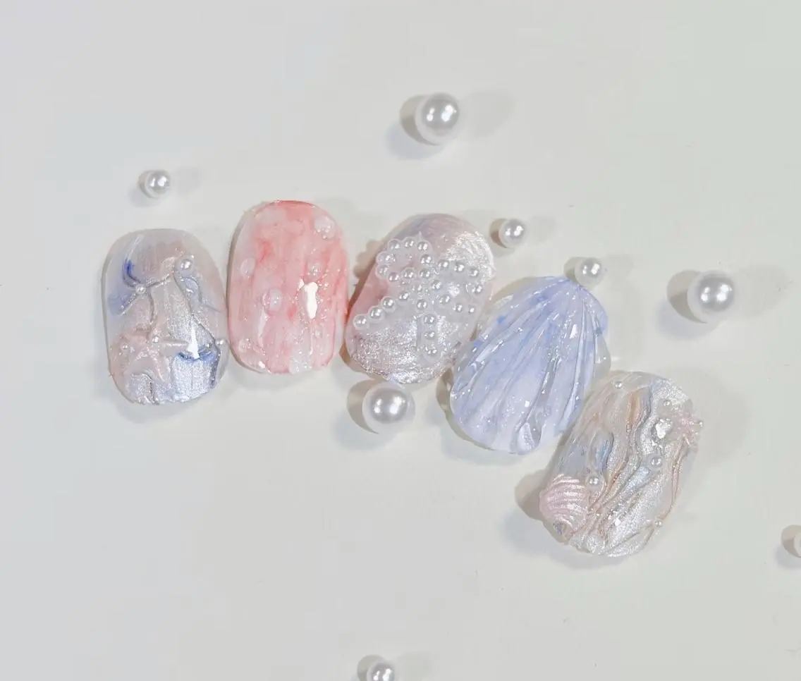 ネイル ハンドネイル 🎀 Ayaka_nailのネイルデザイン