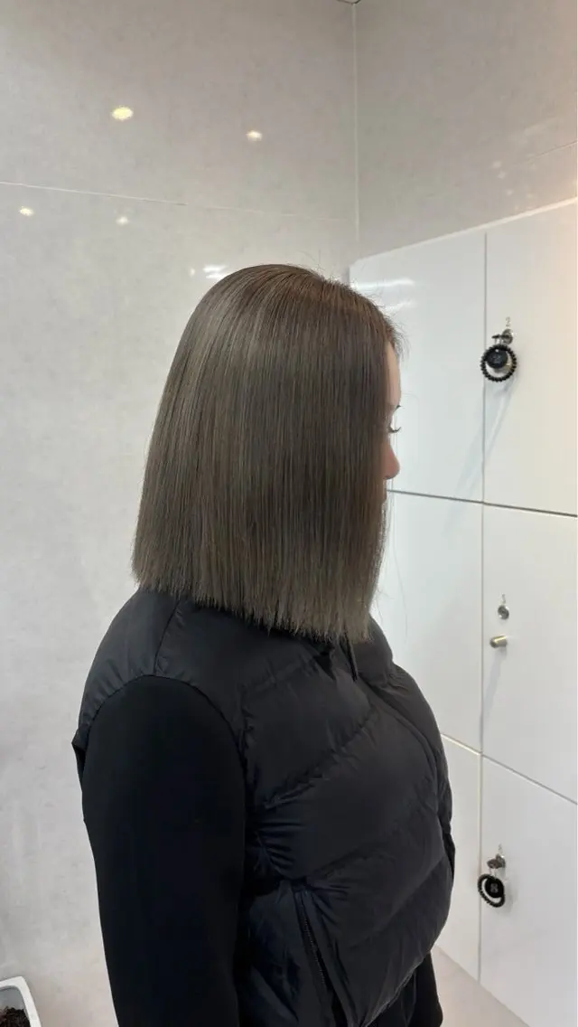 透明感ダブルカラー🫧×似合わせカット🤍の写真