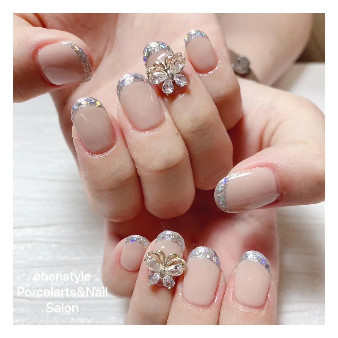 ミディアム ネイル 🐾enen style 🐾のネイルデザイン