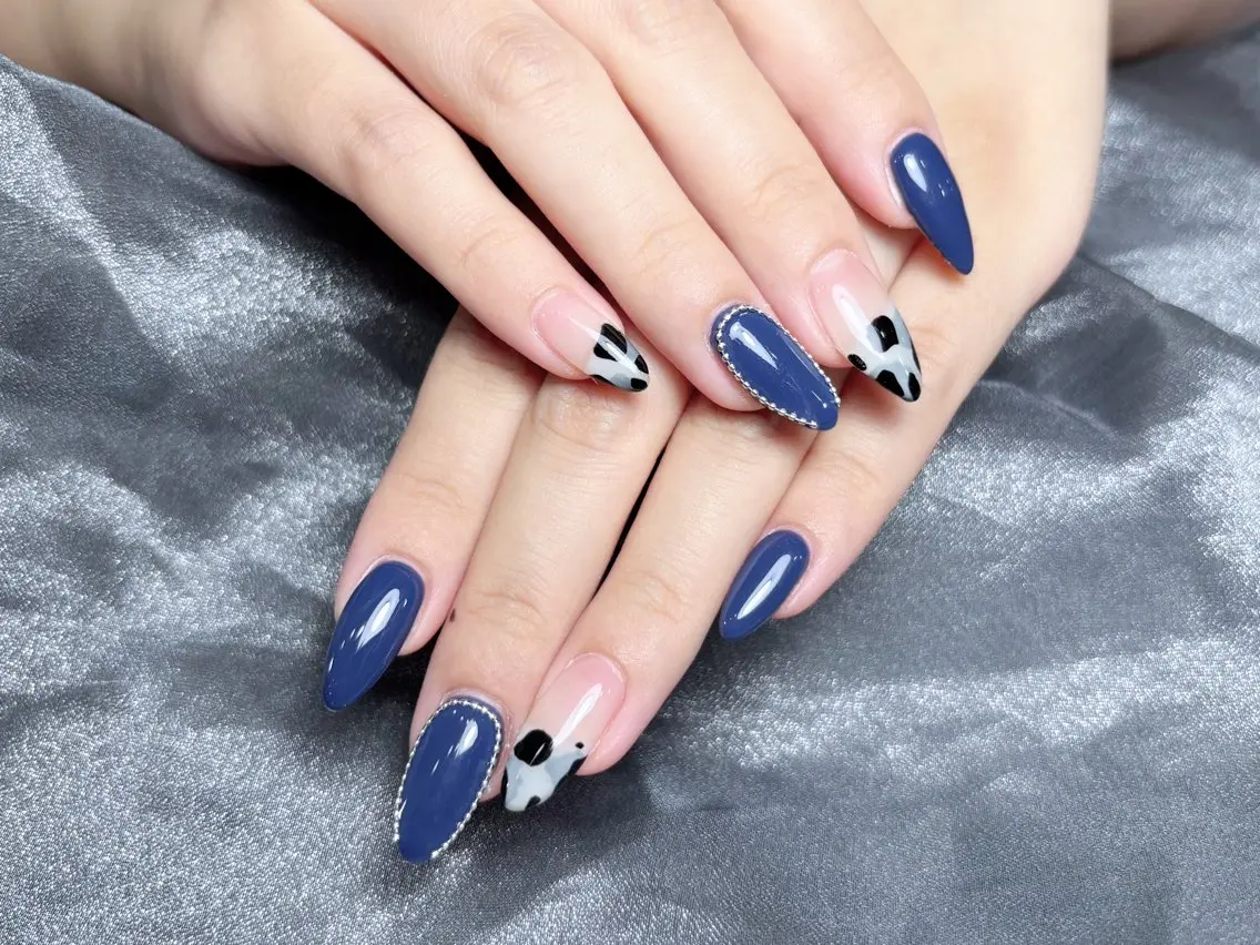 ネイル ハンドネイル H3 Nail Tsuki🦋💙のネイルデザイン