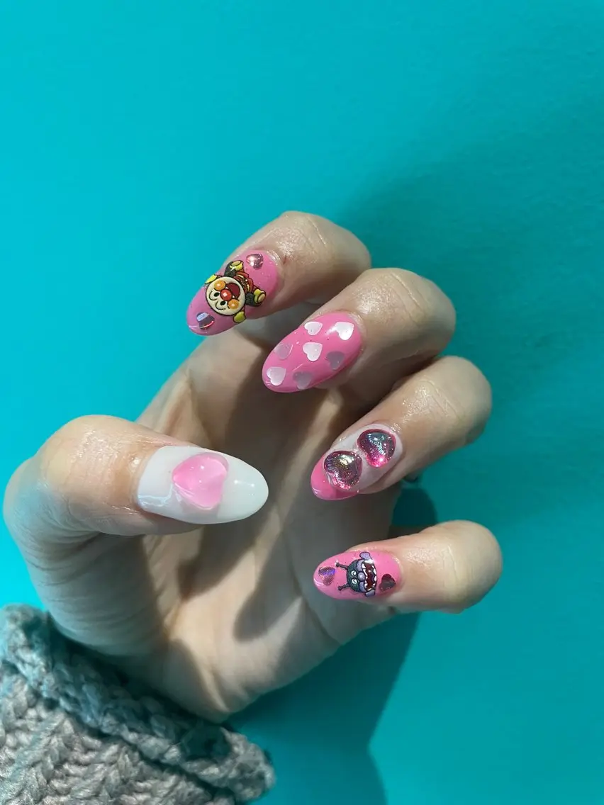 ネイル ハンドネイル ハンドケア amiLe 🎀yuunaのネイルデザイン