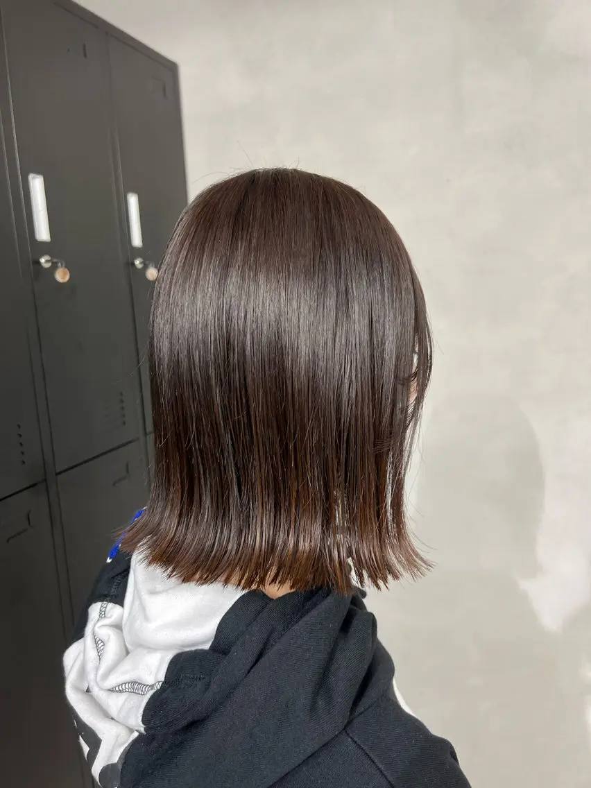 ミディアム 小森聖奈 韓国風レイヤーカットのヘアスタイル