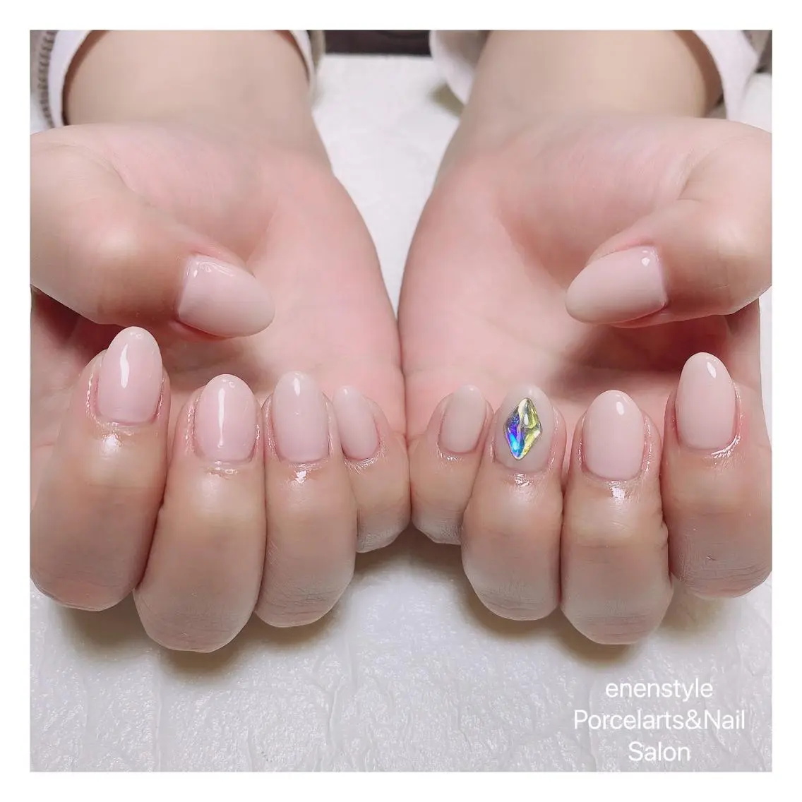 ミディアム ネイル 🐾enen style 🐾のネイルデザイン