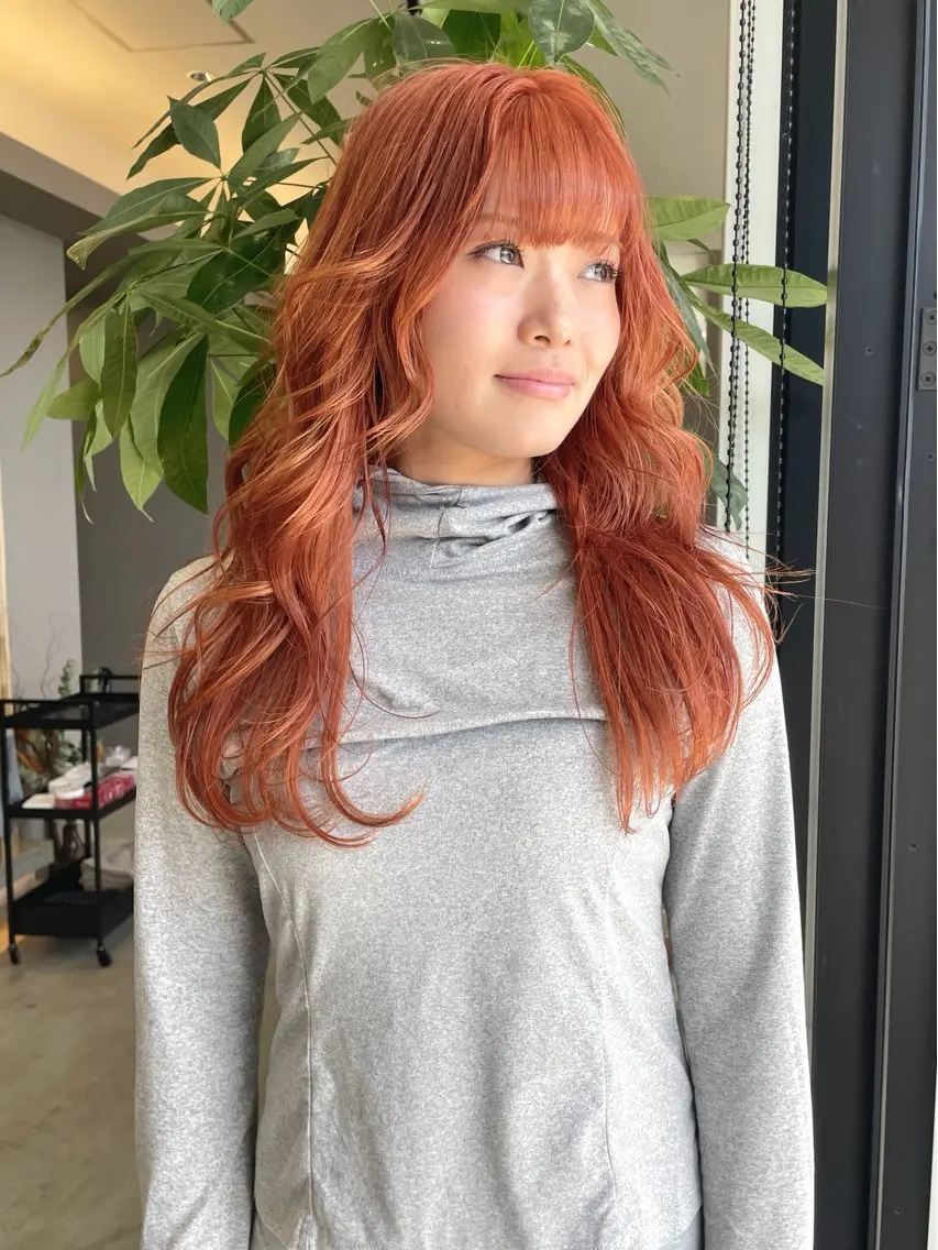 ロング カラー ブリーチ オレンジ レイヤーカット REINA /nёn/女性限定のヘアスタイル