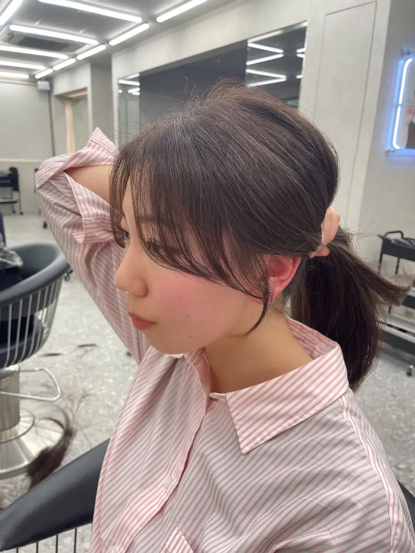 セミロング カラー ヘアアレンジ 顔周りカット 韓国ヘア/レイヤー Londエレンのヘアスタイル