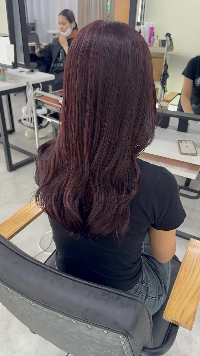 ロング カラー アッシュ アッシュブラウン ベージュカラー 黒髪 ブリーチ 赤み無し柔らかカラー 【梅田】madokaのヘアスタイル