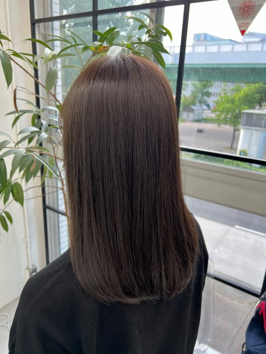 セミロング カラー ブラウンカラー 透明感カラー オリーブブラウン オリーブカラー ヘアカラー 🌷︎あすか🌷 JILLSTUDIOのヘアスタイル