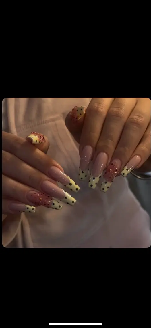ネイル アートネイル スカルプネイル ストーンネイル ネイルチップ ハンドネイル NiJi Nailsのネイルデザイン