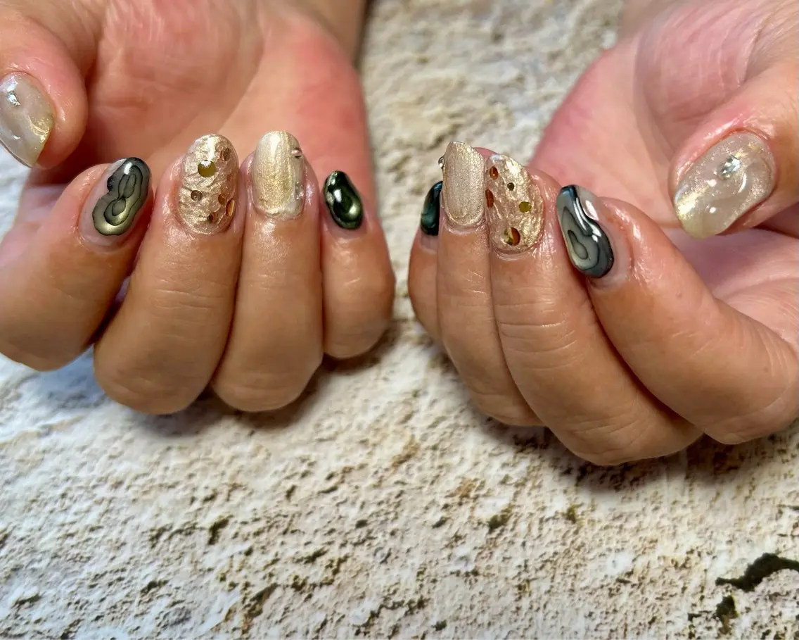 ミディアム 8nail kaoriのネイルデザイン