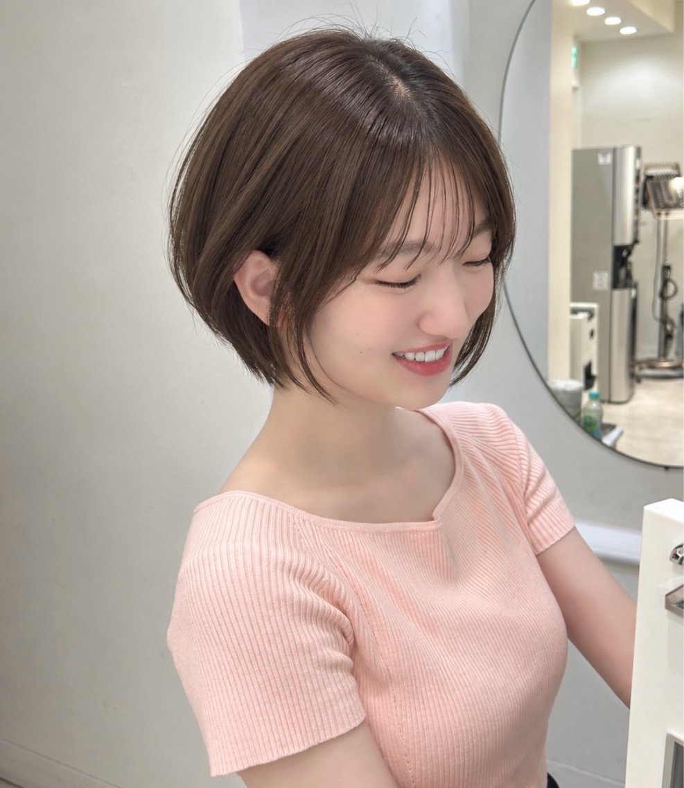 ショート 韓国ヘア🇰🇷／ 艶カラー鈴木萌愛🩶のヘアスタイル