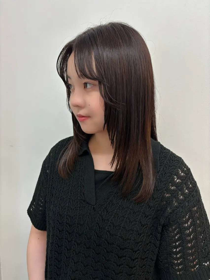 セミロング カット みぞぐち じゅりのヘアスタイル