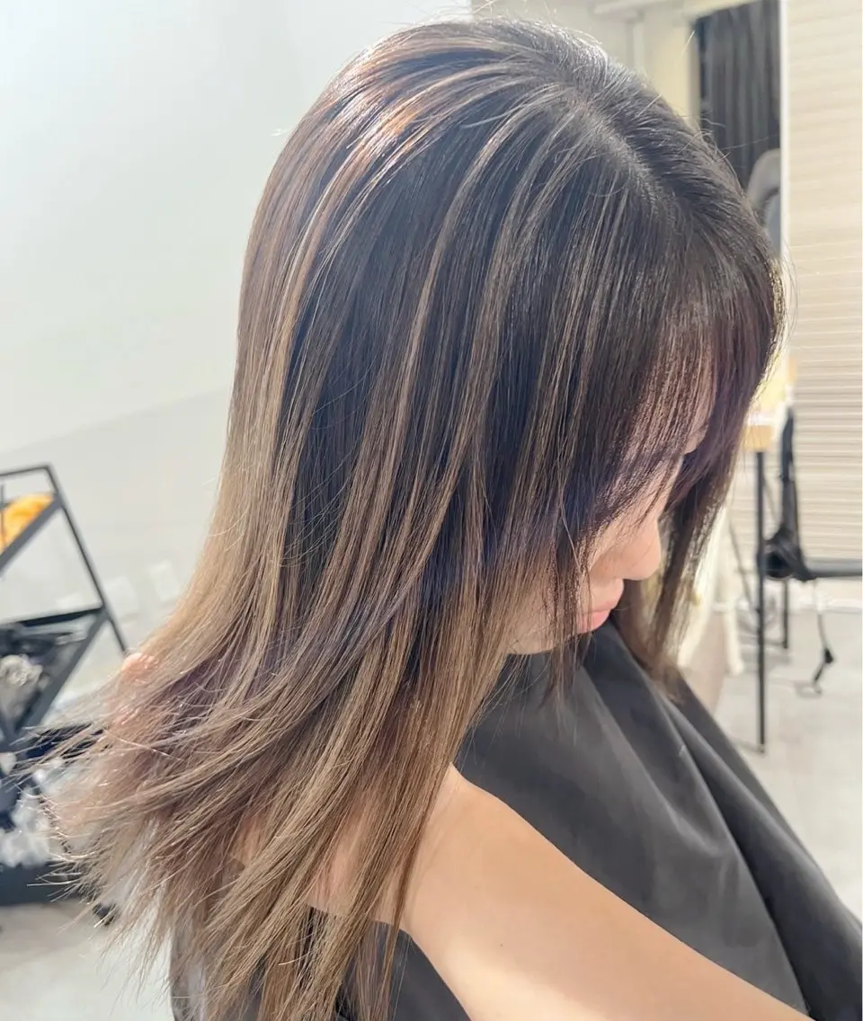 ミディアム カラー バレイヤージュ ベージュカラー レイヤーカット 指名数No.1 /NAOYAのヘアスタイル