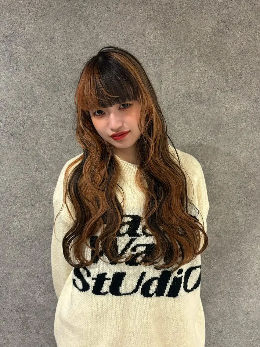 ロング カラー ブリーチ デザインカラー ダブルカラー ブリーチなしカラー 髪質改善 カット ヘアカラー RURI韓国ボブ 🇰🇷タッセルボブのヘアスタイル