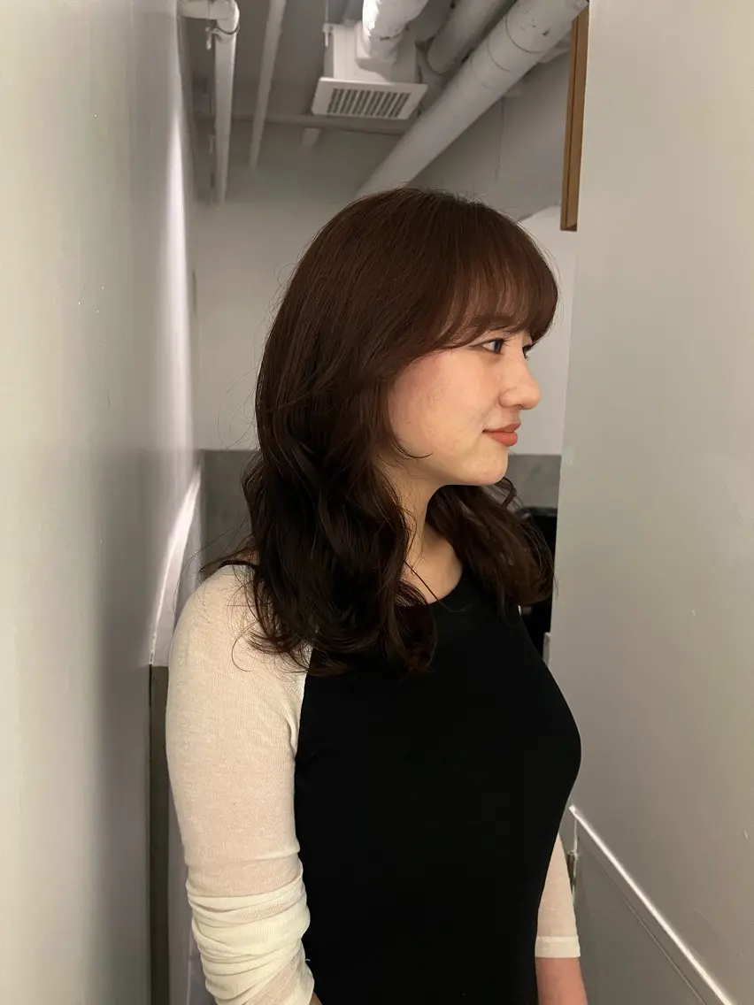 ミディアム カット ヘアカラー 鈴木 三保のヘアスタイル