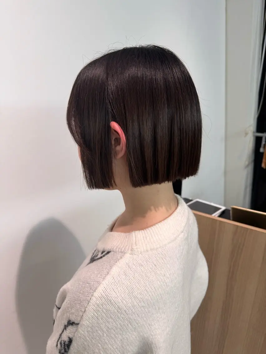 ショート ボブ 顔周りレイヤー /kokoro🦮のヘアスタイル