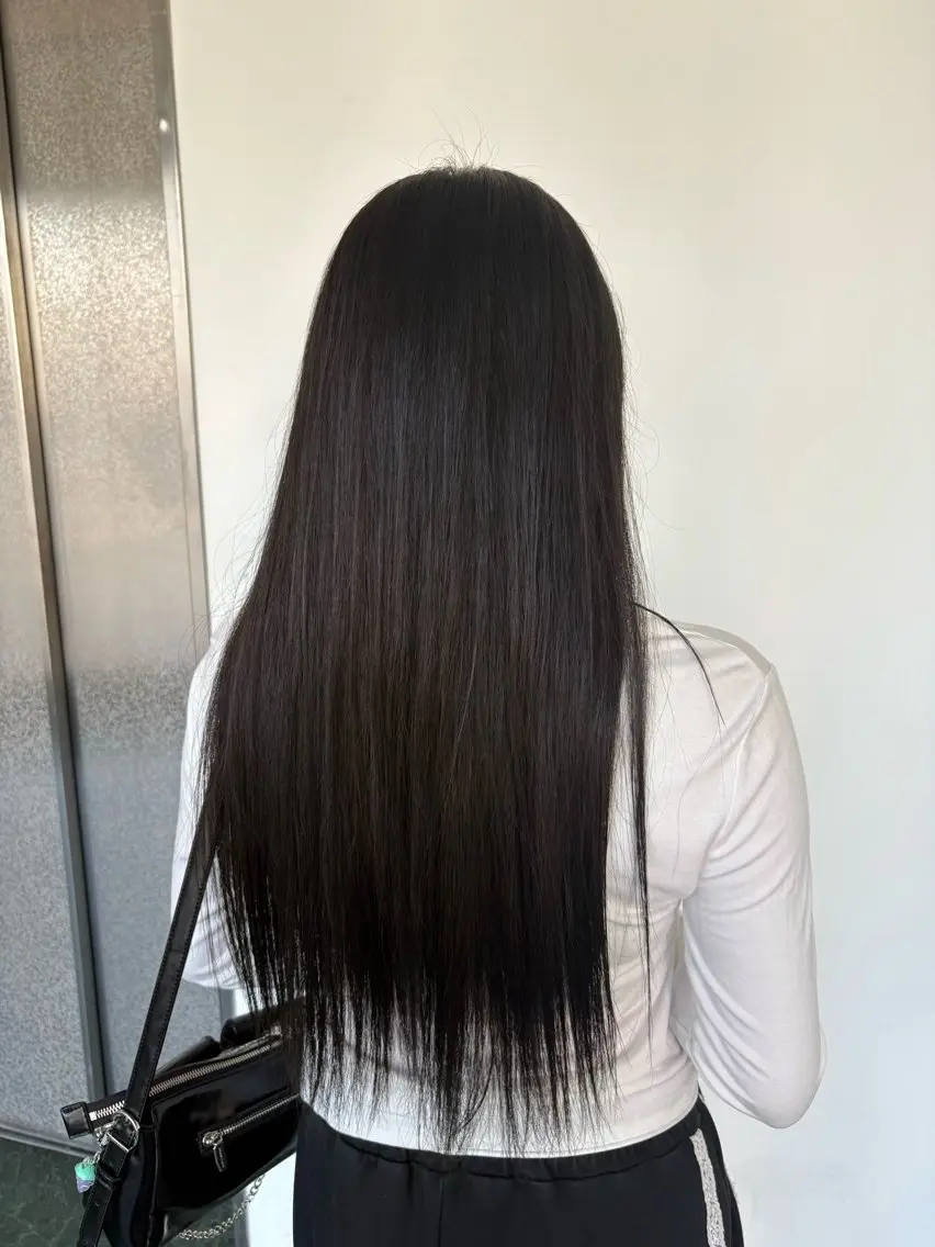 ロング カラー ブリーチ ブラウンカラー ブリーチなしカラー オリーブブラウン ヘアカラー トリートメント saya (サヤ)のヘアスタイル