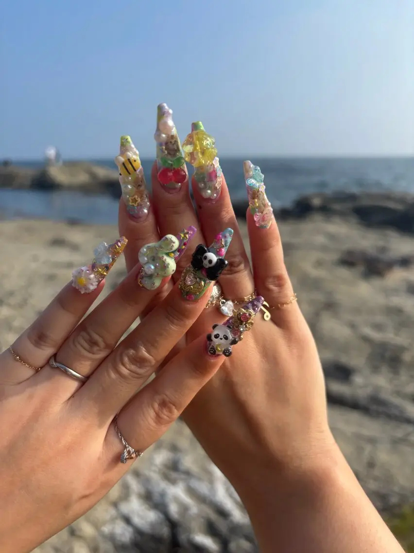 ネイル 2 MeNail 個性派ネイル🦄のネイルデザイン