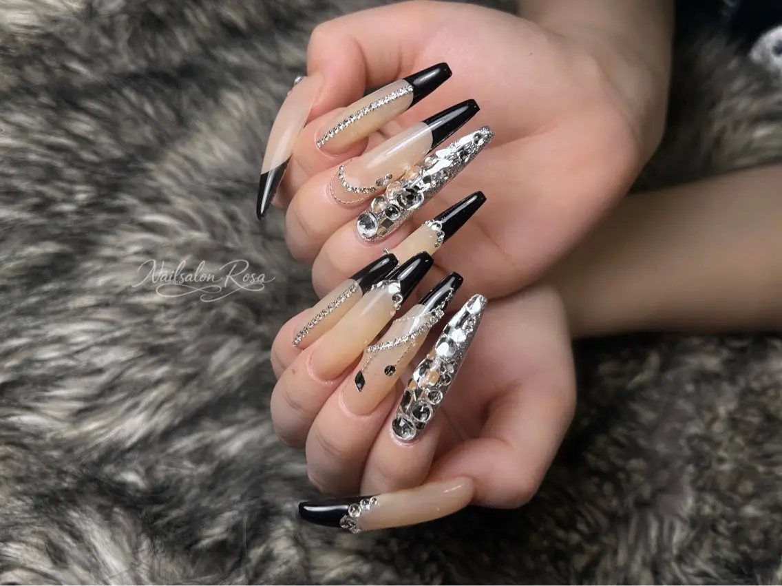 ネイル nailsalon ROSAのネイルデザイン