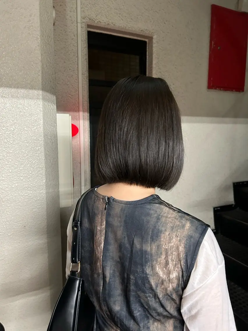 カラー グレージュ オリーブグレージュ オリーブグレー ヘアカラー トリートメント 大村 さくらのヘアスタイル