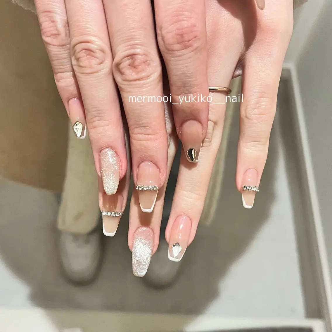 ネイル フレンチネイル ジェルネイル キラキラネイル 韓国ネイル マグネットネイル mermooi nailのネイルデザイン