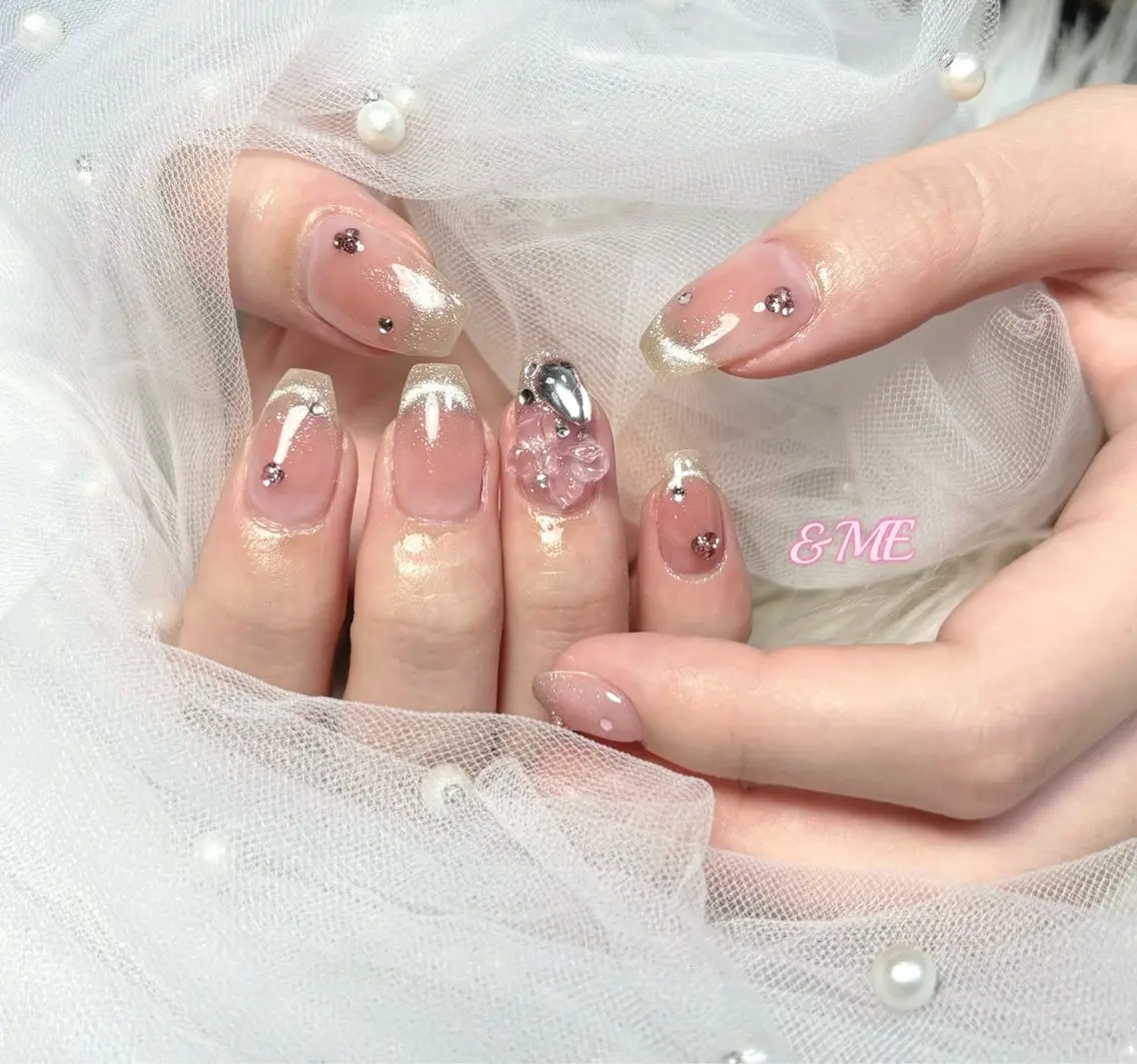 ネイル ハンドネイル &ME makiのネイルデザイン