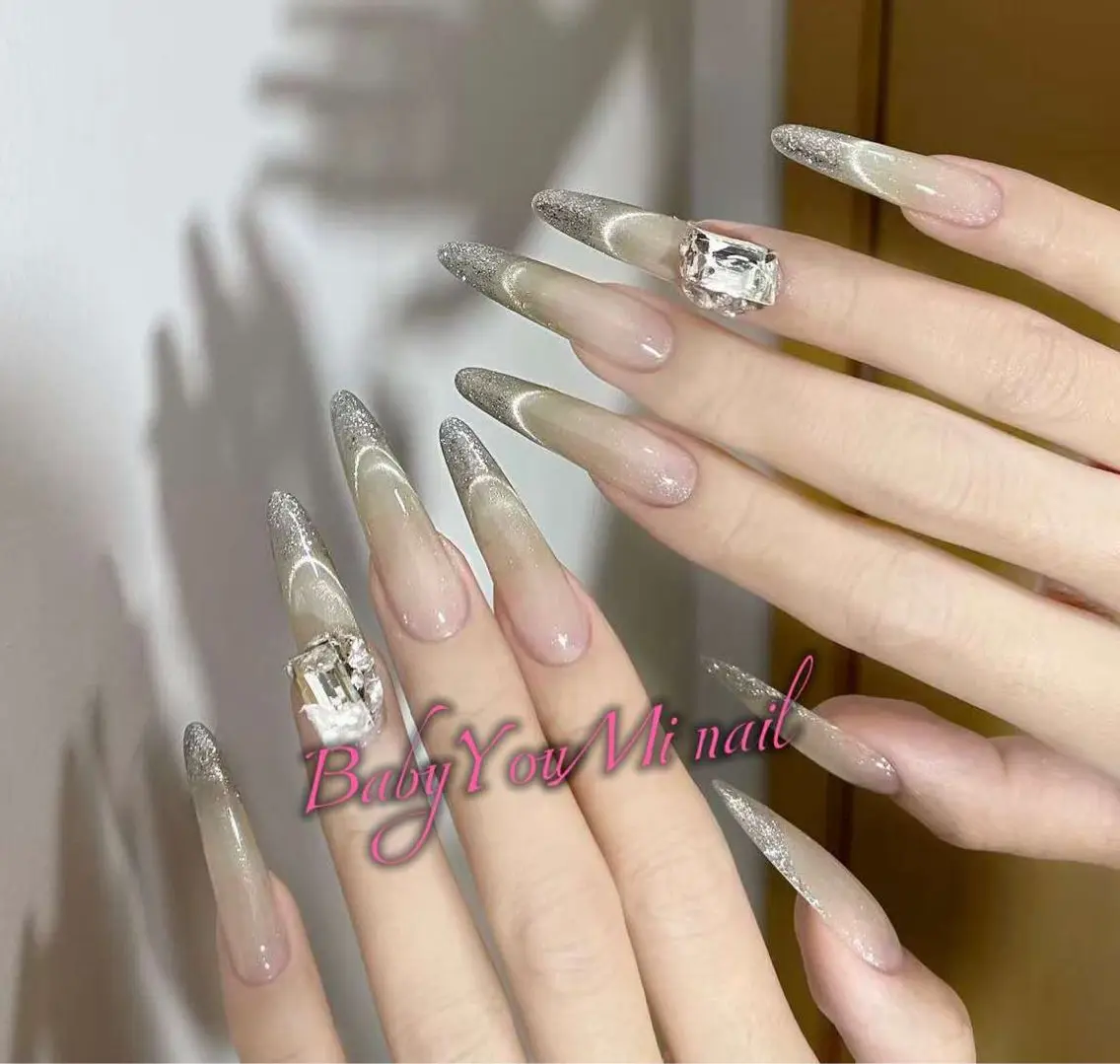 ネイル オーロラネイル 成人式 フットネイル フレンチネイル ジェルネイル ハンドネイル BabyYouMi nailのネイルデザイン