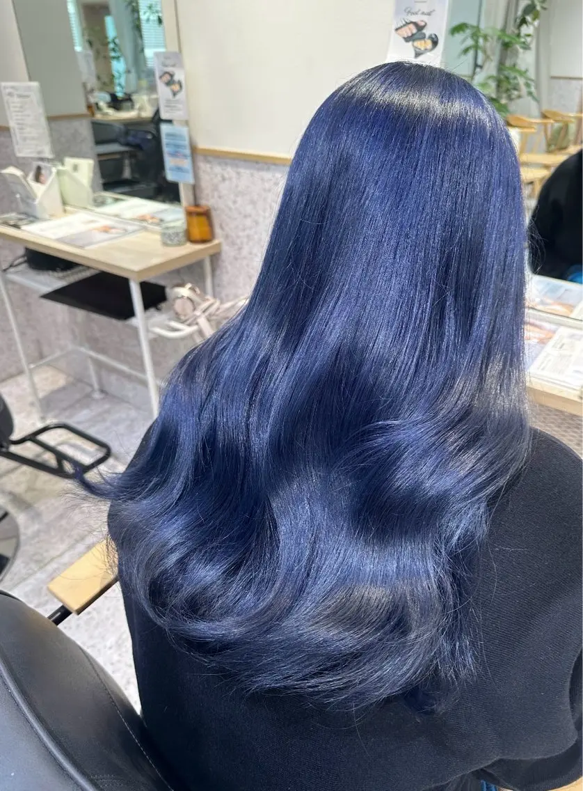 《U30》【ダメージ軽減❤️🩹ケアブリーチ】💙ブリーチ有りWカラー️➕クイックトリートメント💙の写真