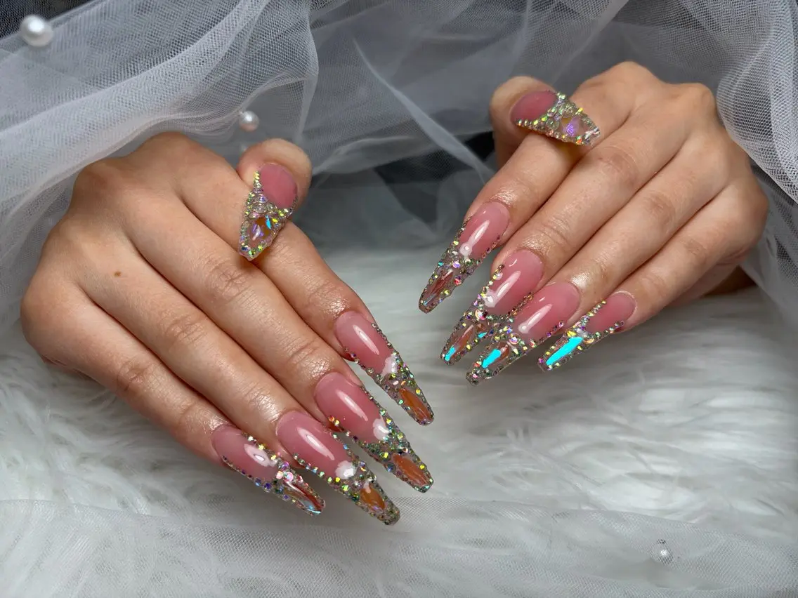 ネイル アートネイル 長さ出し ジェルネイル マグネットネイル ニュアンスネイル ハンドネイル Cloudy Chan Nailのネイルデザイン