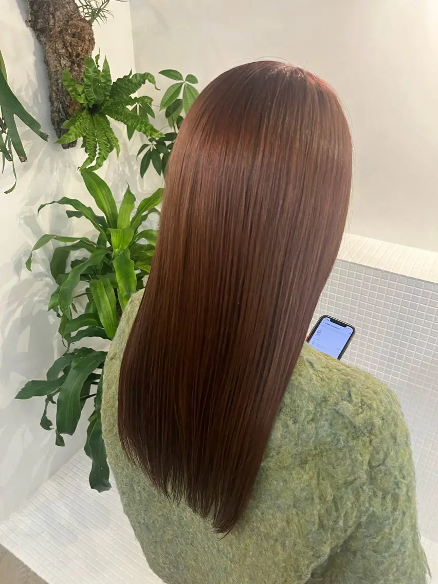 ロング モモセ ユメトのヘアスタイル