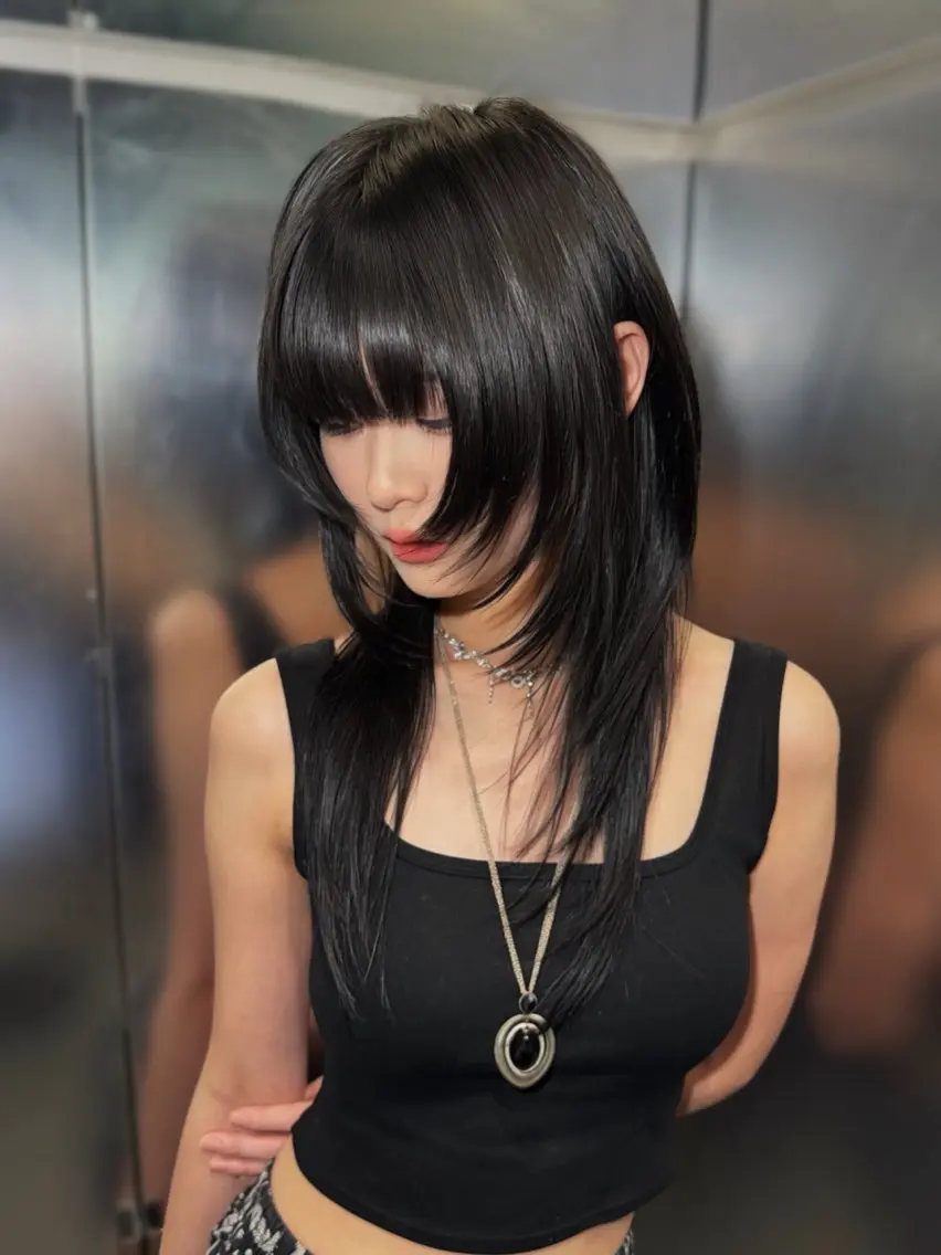 ロング レイヤー×ハイトーン ×デザイン 啓太のヘアスタイル