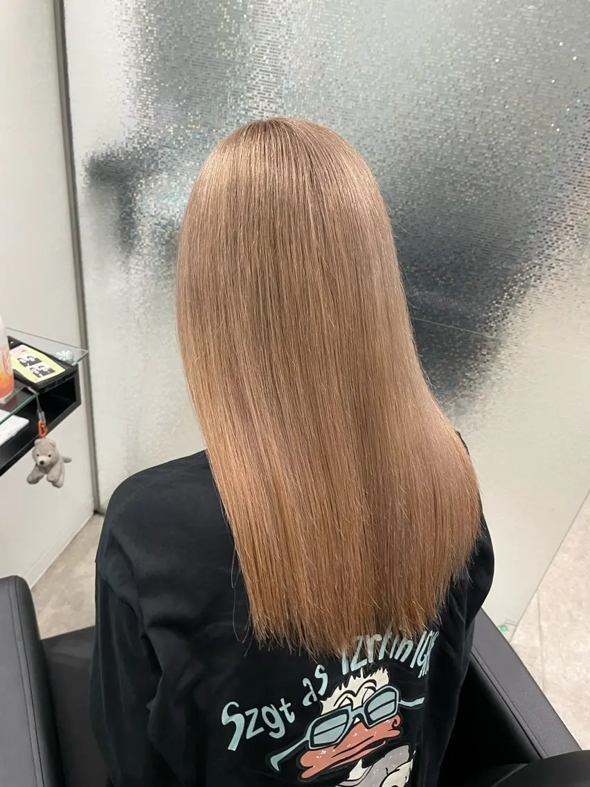 セミロング カラー ベージュカラー ミルクティーベージュ ヘアカラー 透明感艶髪カラー /府中/Mizukiのヘアスタイル