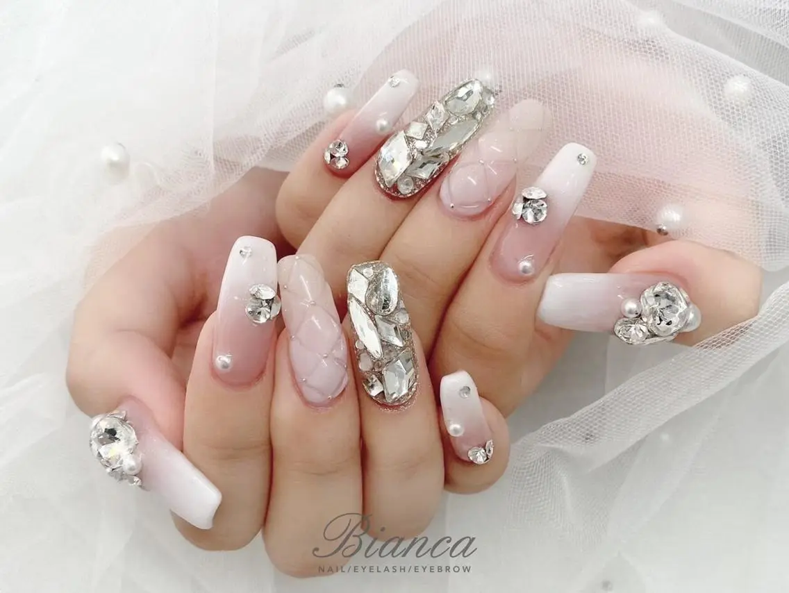 ネイル Bianca 今池店  rinnのネイルデザイン