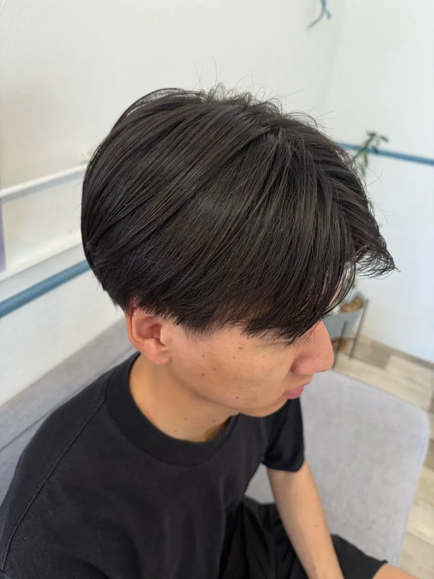 ショート メンズ 柴原 杏梨のヘアスタイル