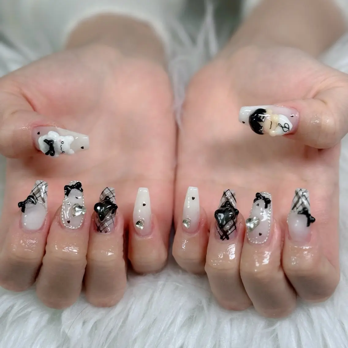 ネイル フットネイル フレンチネイル グラデーション 韓国ネイル ロングネイル Hani Nail XUKAのネイルデザイン