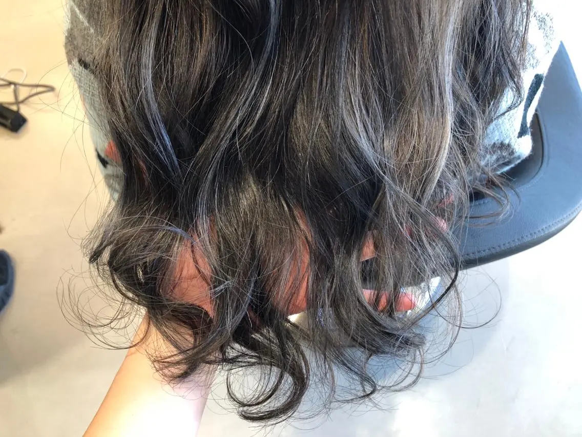 カラー ハイライトカラー 早川 真幸のヘアスタイル