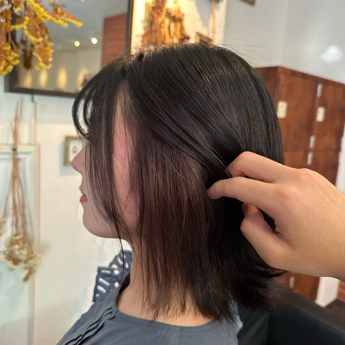 ミディアム カラー 透明感カラー ヘアカラー 💜推しインナー カラー/菊池柊真💜のヘアスタイル