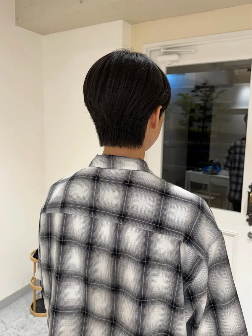 メンズ センターパート メンズ韓国風 中田 美風のヘアスタイル