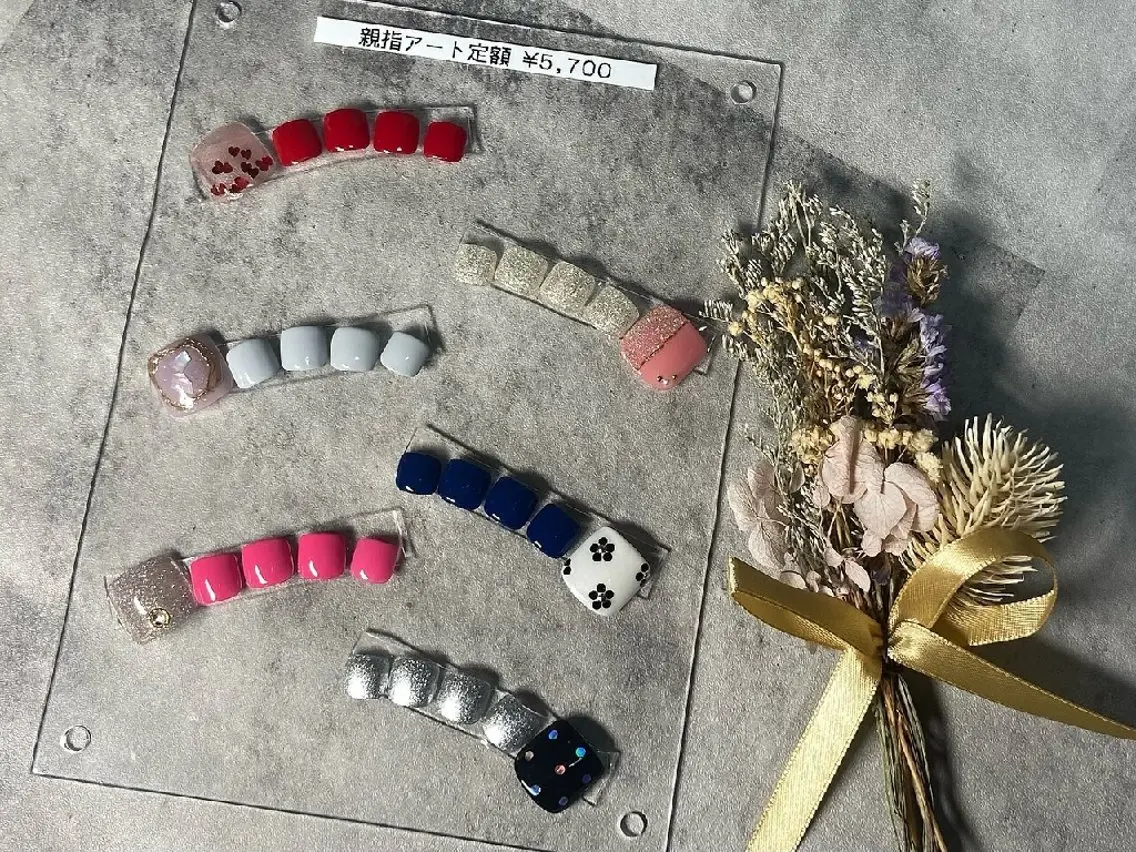 ネイル フットネイル JULIE NAILのネイルデザイン
