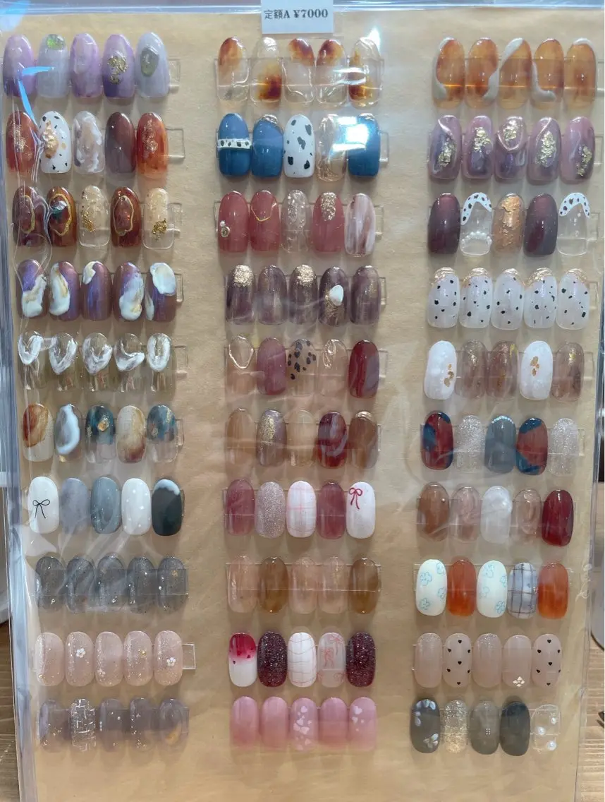 ネイル ハンドネイル nailroom OHANA🌴のネイルデザイン