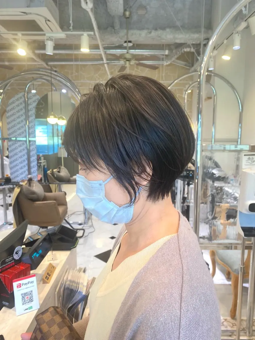 ショート カラー くびれヘア ショートヘア トリートメント 坂井 茅聖のヘアスタイル