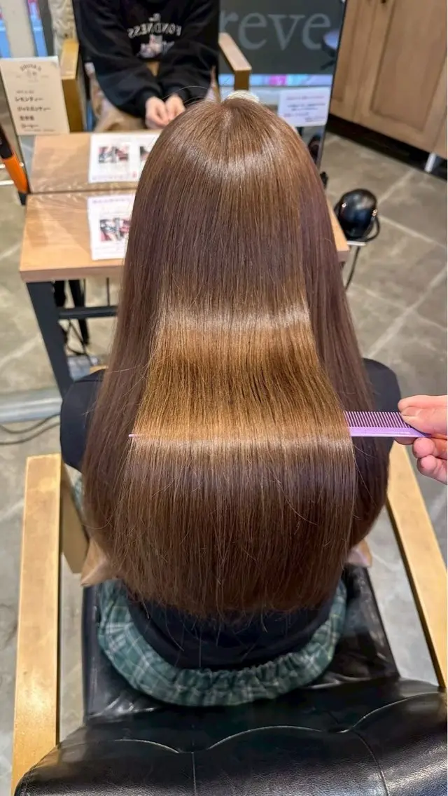 ロング カラー 佐渡山 隼多のヘアスタイル