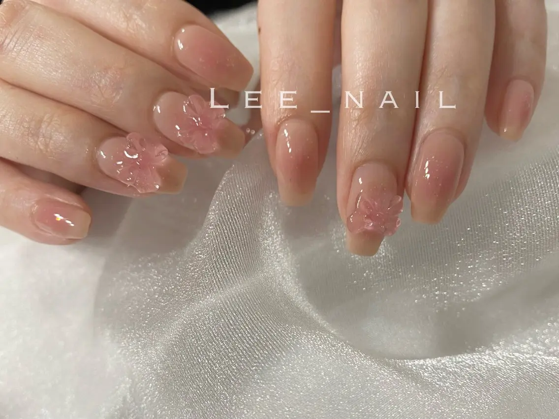 ネイル チークネイル 冬ネイル ハンドネイル Lee_ nailのネイルデザイン