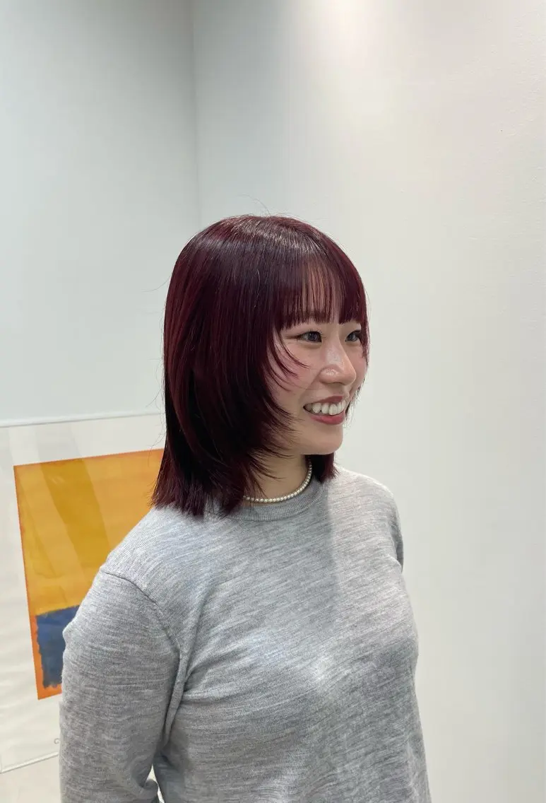 ショート カラー 顔周りカット H I ＮＡのヘアスタイル