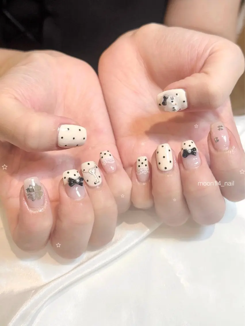 ネイル ドット ジェルネイル パラジェル リボン 春ネイル ハンドネイル natsuki 💫のネイルデザイン
