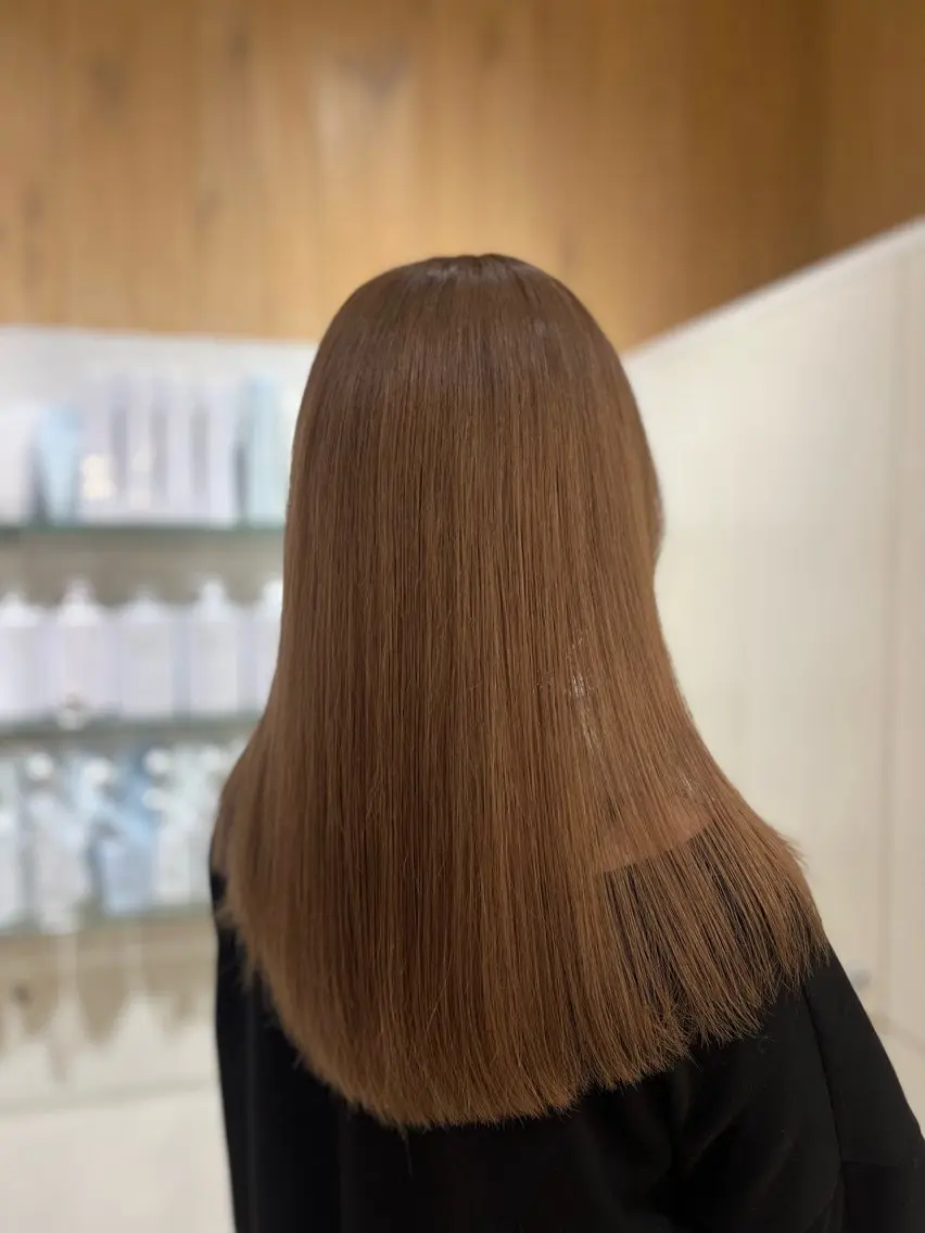 ロング ヘアカラー あらいしほ /ダブルカラーのヘアスタイル
