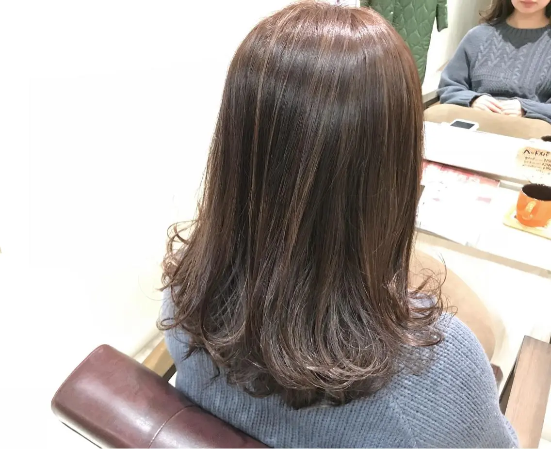 セミロング カラー ハイライトカラー ハイライト メンズ指名多数!! 田島史也のヘアスタイル