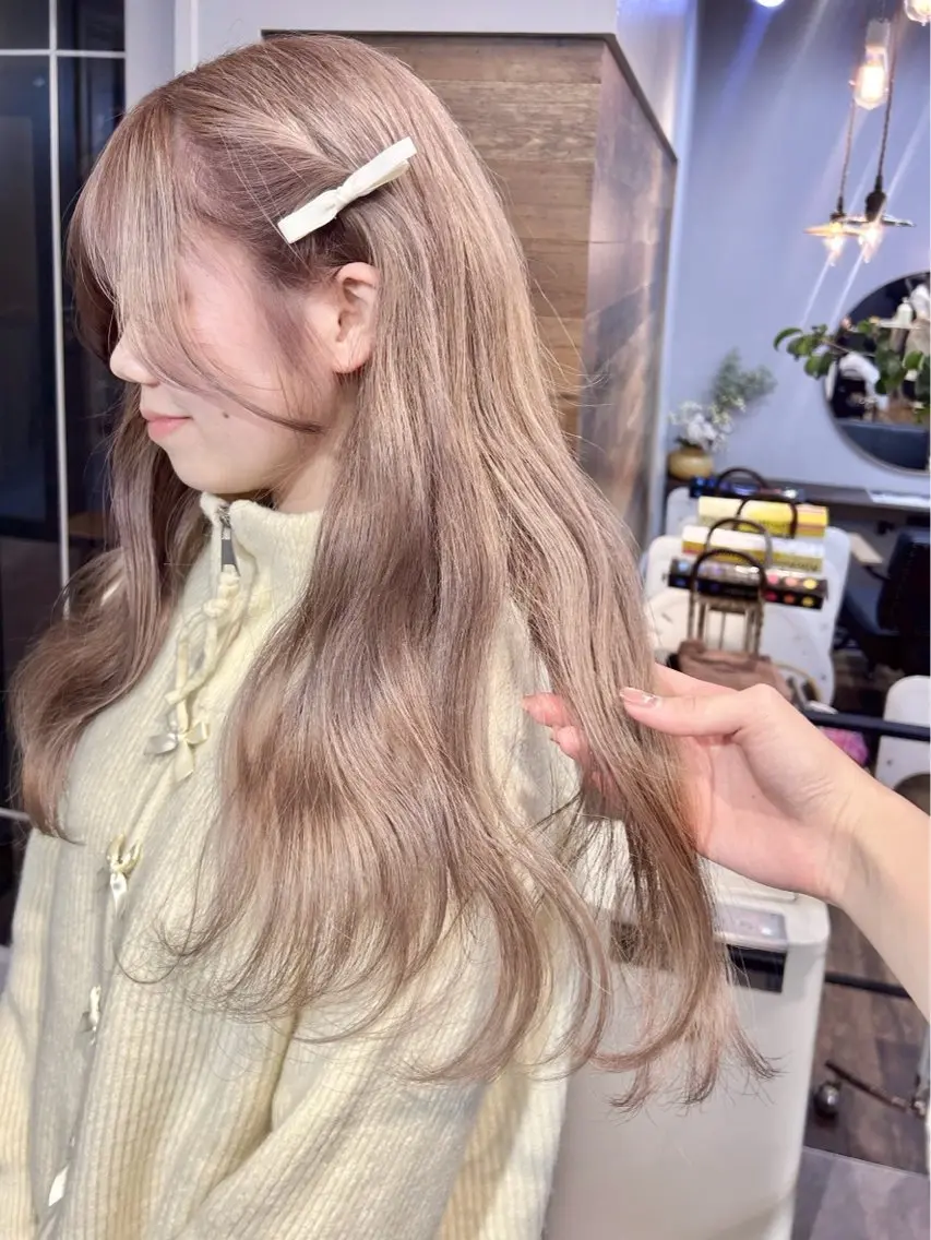 ロング カラー ヘアカラー Embellir🍨 サアヤのヘアスタイル