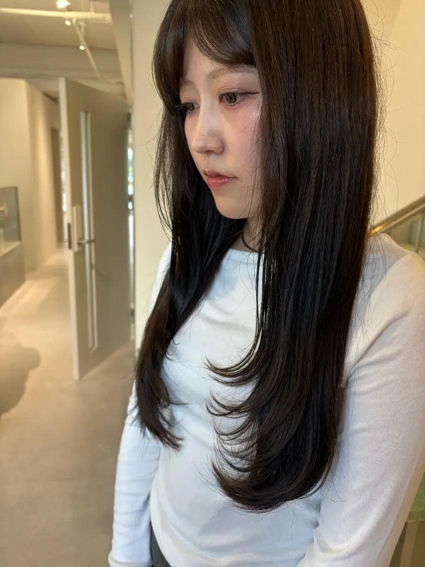 ロング カラー DEEokazaki sae.Aのヘアスタイル